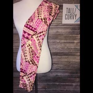 NWT Women’s LuLaRoe Leggings Size Tall & Curvy